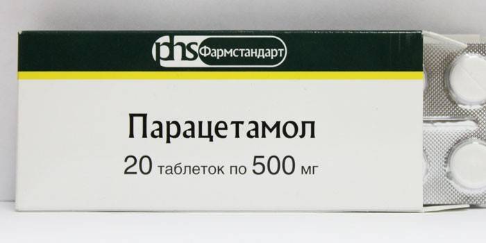 Таблетки Парацетамол в упаковке