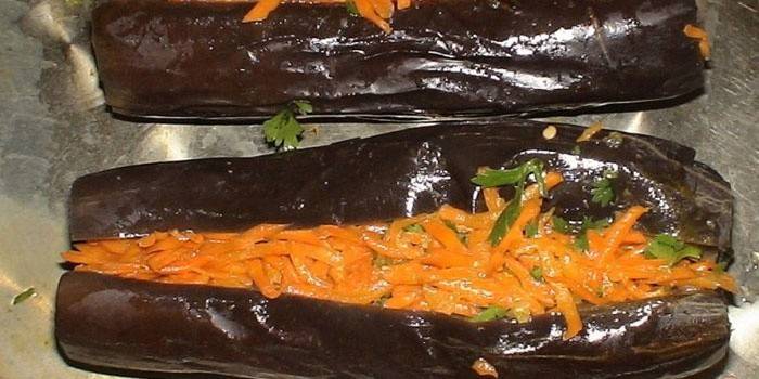 Баклажаны фаршированный морковью и чесноком