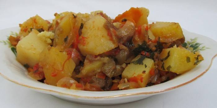 Овощное рагу с мясом