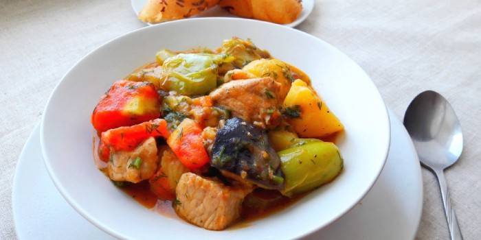 Рагу с мясом и овощами