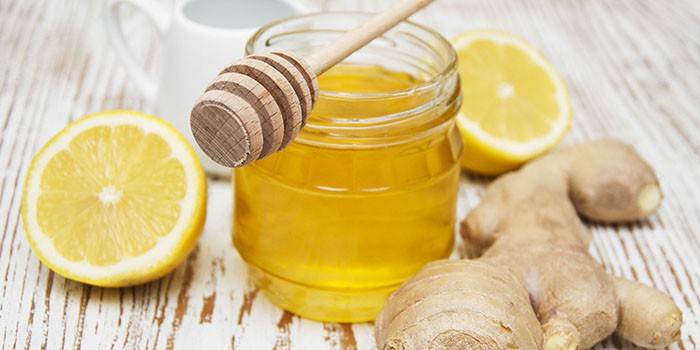 Мед, имбирь и лимон от кашля