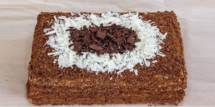 Шоколадный домашний торт Наполеон
