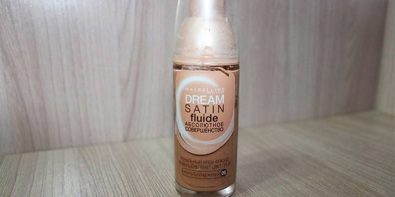 Dream Satin Fluid от MAYBELLINE