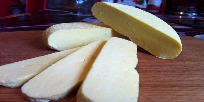 Готовый домашний мягкий сыр