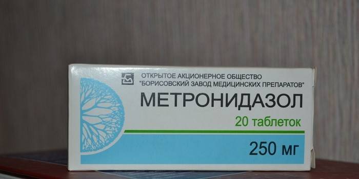 Таблетки Метронидазол в упаковке