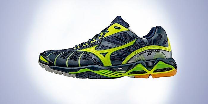 Mizuno Wave Tornado X