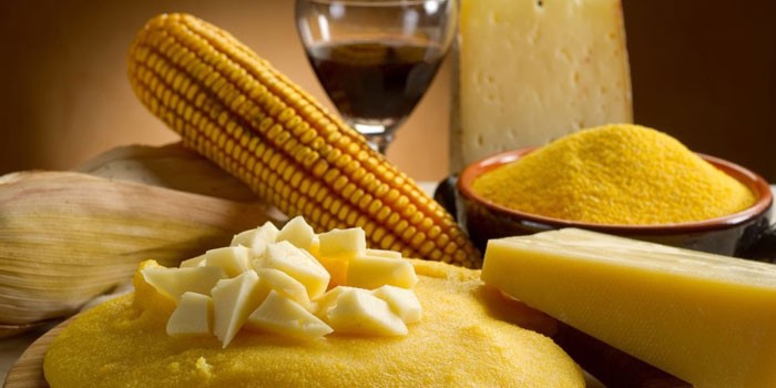 Кукурузная мука, сыр и готовая каша