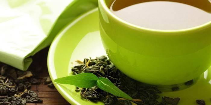 Зеленый травяной чай