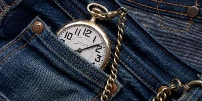 Зачем нужен крошечный карман на джинсах - история появления и как использовался ранее, современные варианты