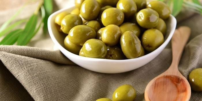 Консервированные оливки