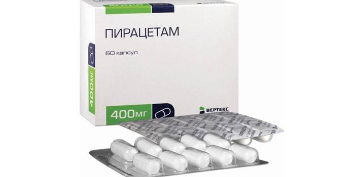 Капсулы Пирацетам в упаковке
