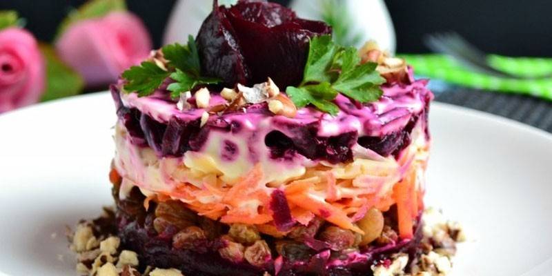 С изюмом и майонезом