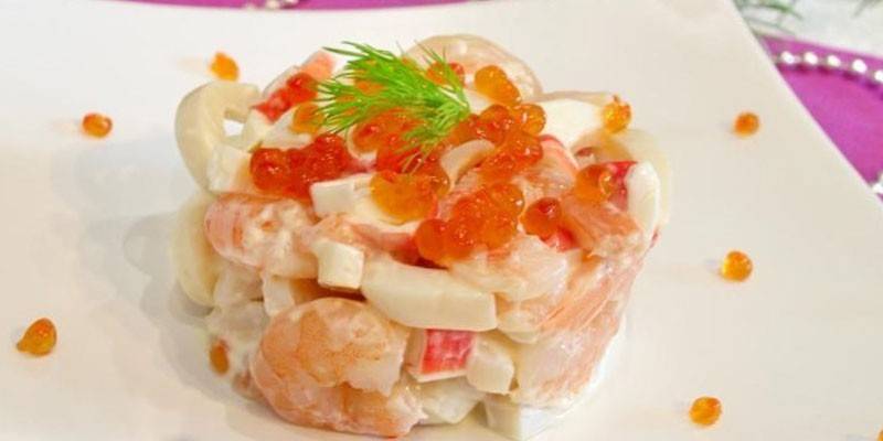 Салат с добавлением куриной грудки